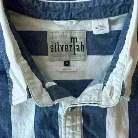 Levis SilverTab Oversized One Pocket Striped Denim Shirt XL NWT - Picture 2 of 7